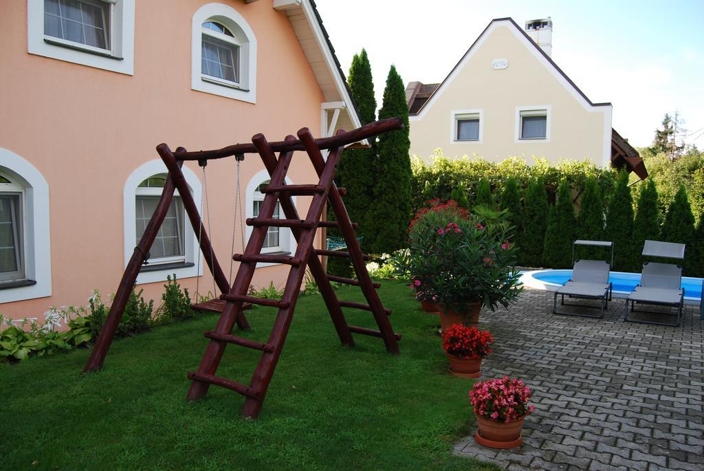 Barackvirág Panzió Hotel Tihany Exterior foto
