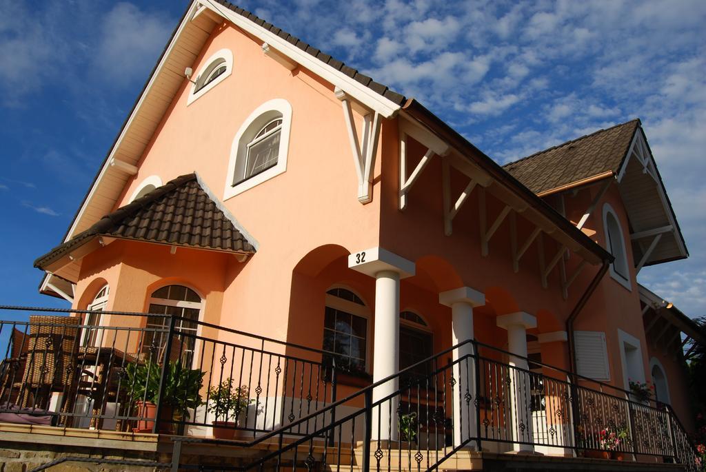 Barackvirág Panzió Hotel Tihany Exterior foto