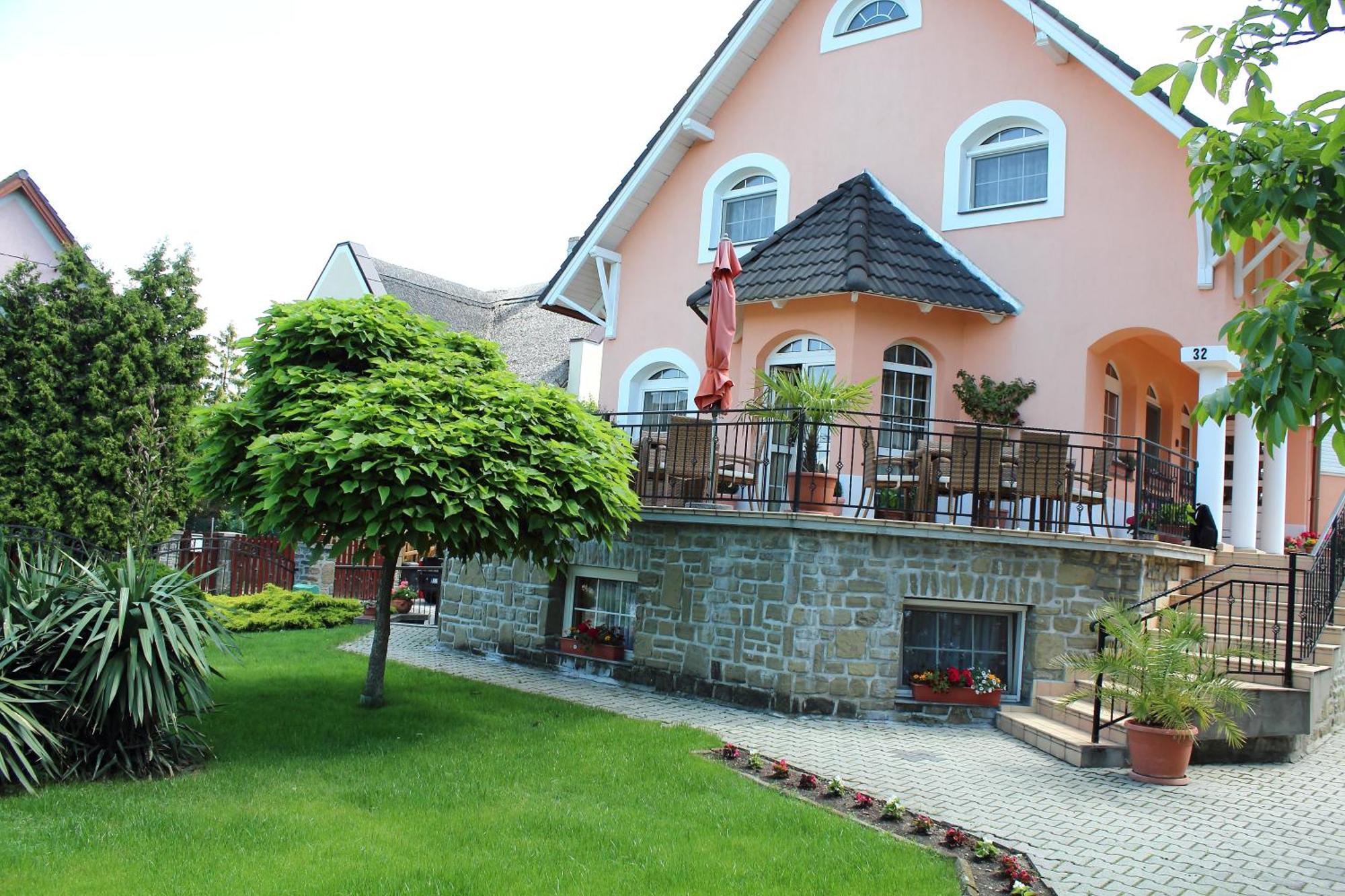 Barackvirág Panzió Hotel Tihany Exterior foto
