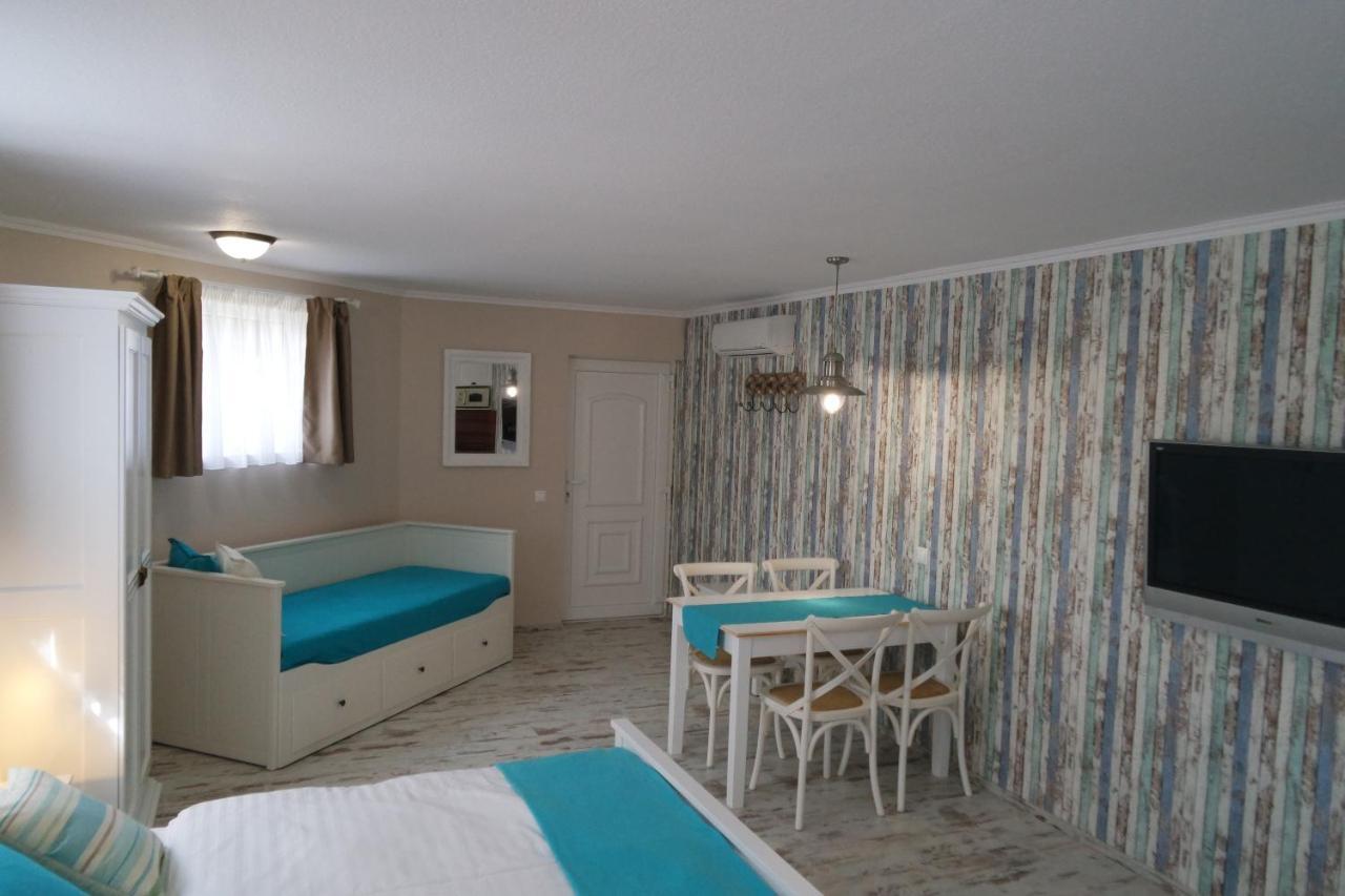Barackvirág Panzió Hotel Tihany Exterior foto